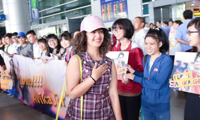 Là nữ diễn viên Ấn Độ nổi tiếng và được yêu thích nhất Việt Nam, Avika Gor vừa trở lại Việt Nam sau lần sang đầu tiên năm 2014.